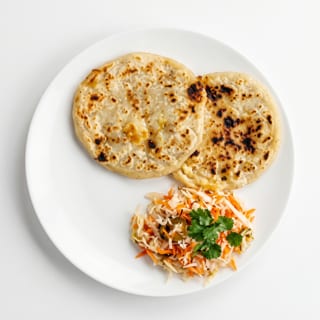 Pupusa chicharron queso